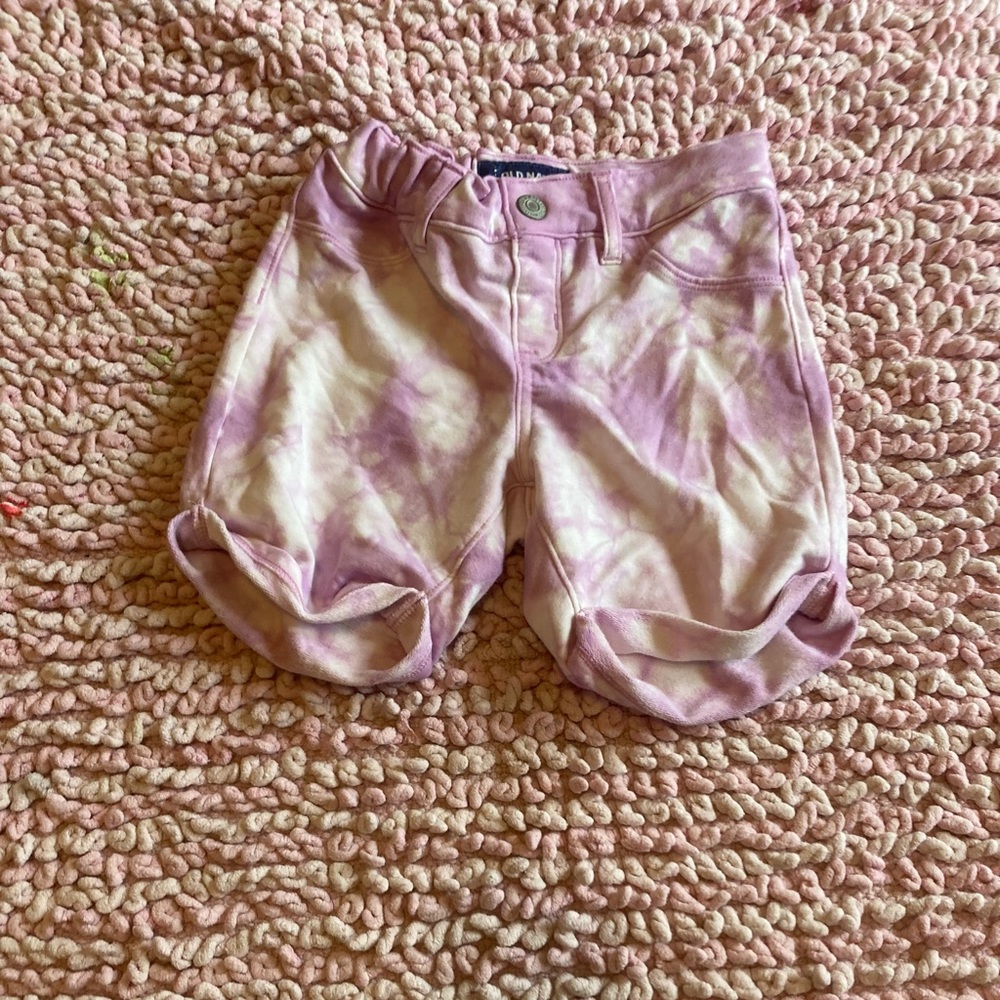 Old navy purple/white short pants M